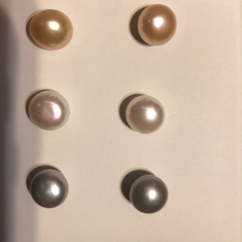 Earrings - Picture 3 of 3